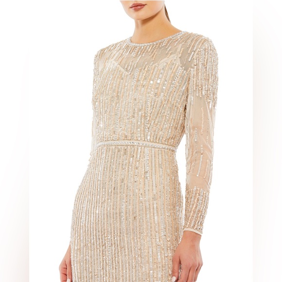 Fully-embellished dress with Vertical rows of sequins & beads - Picture 3 of 3